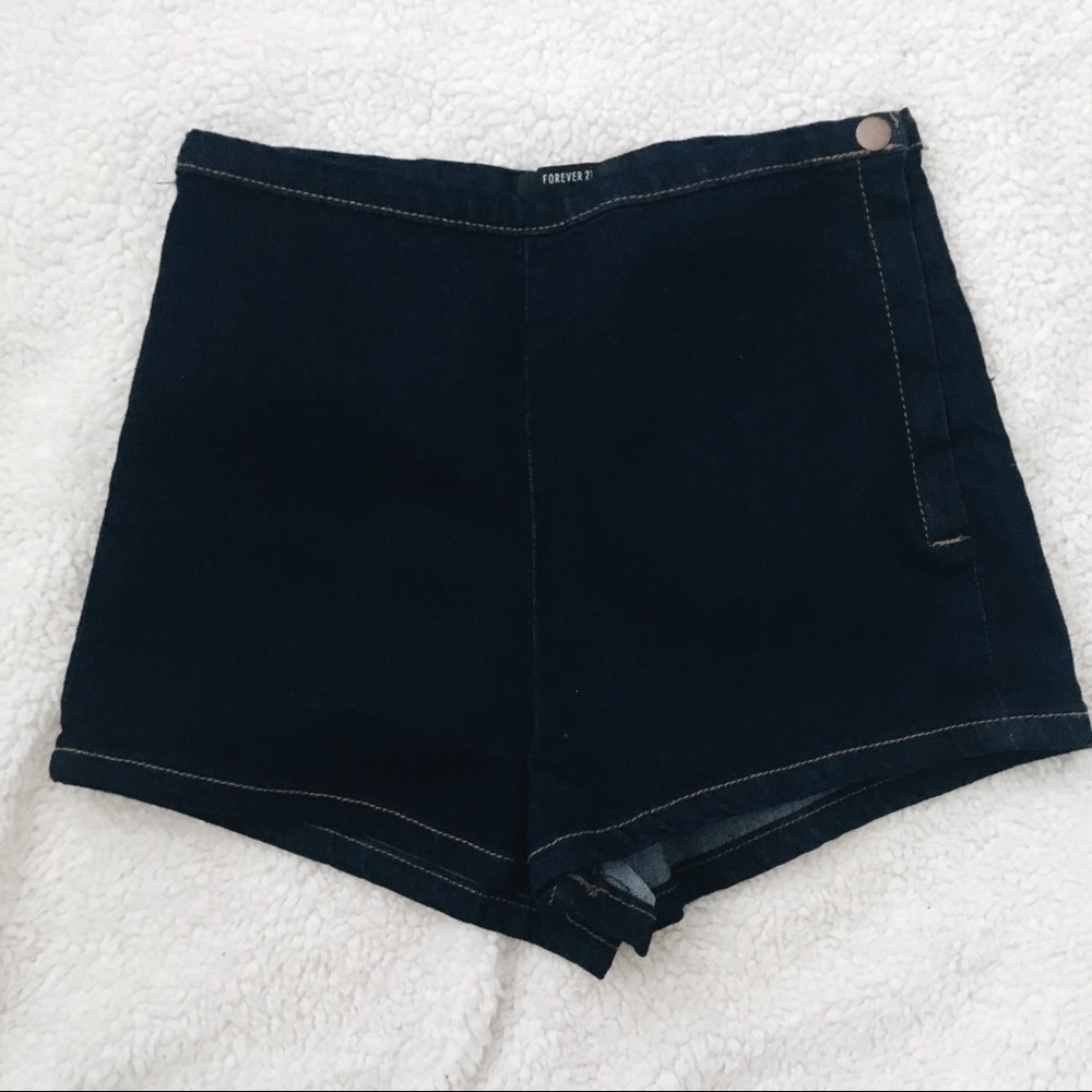 FOREVER 21 SHORTS
